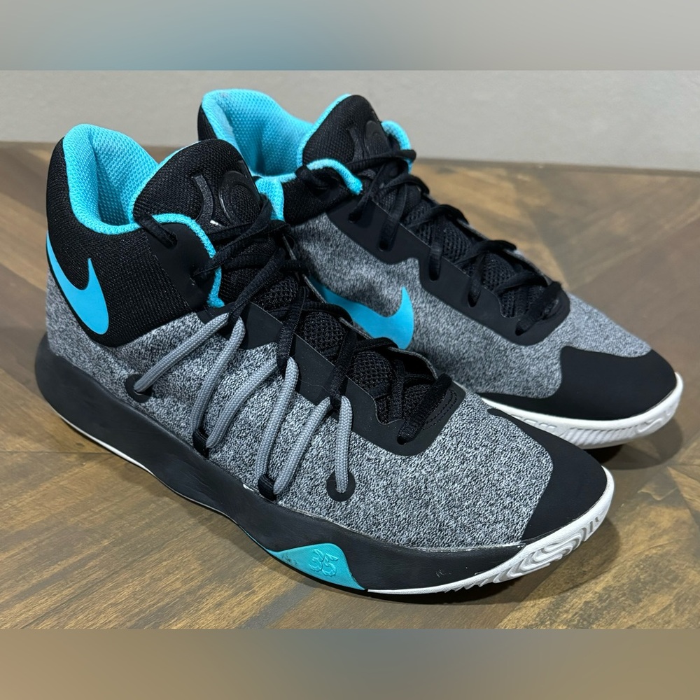 Nike Men’s KD Trey 5 Gray Black Basketball Shoes Sneakers Size 8